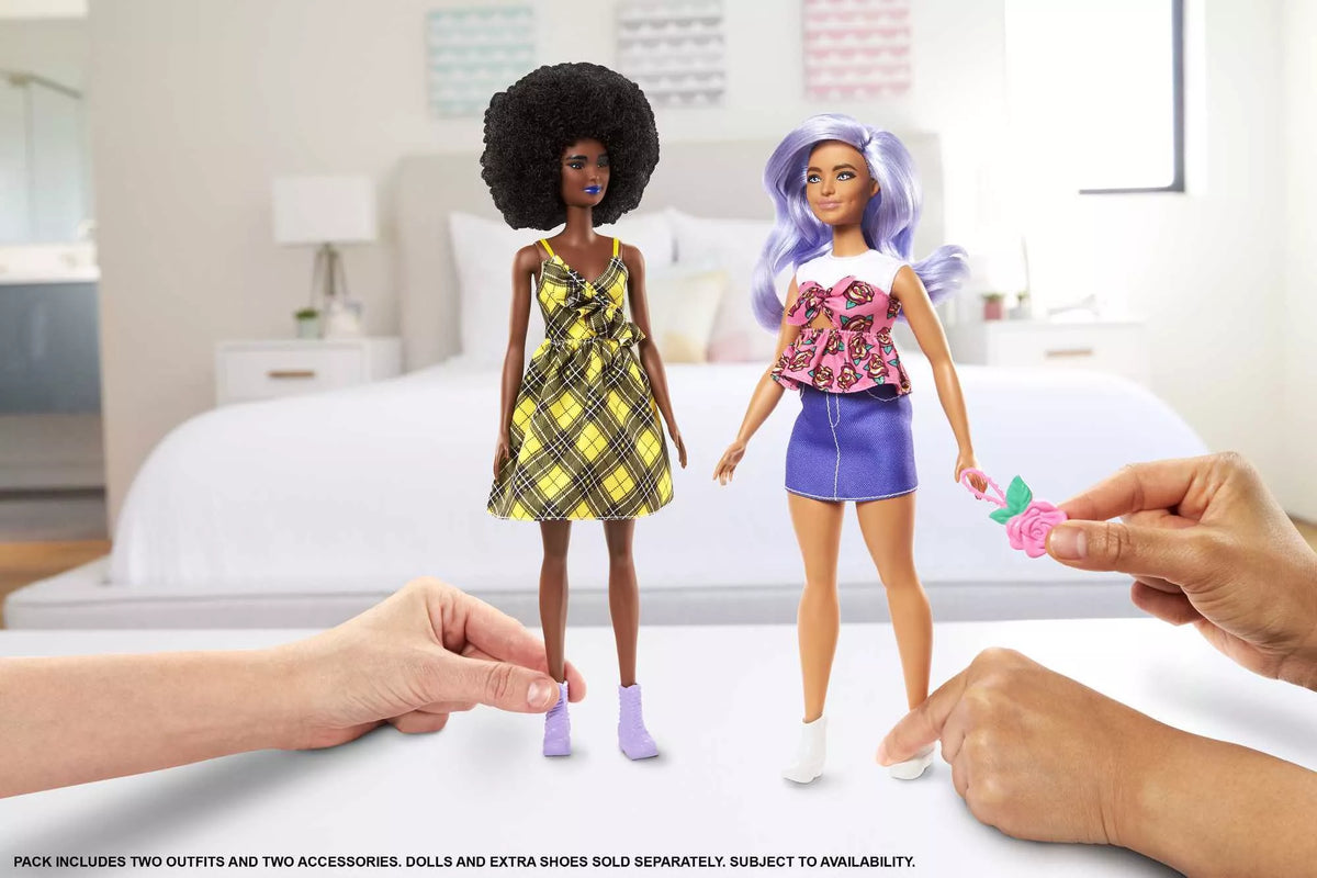 BARBIE dviejų drabužių komplektų rinkinys (GWF04)