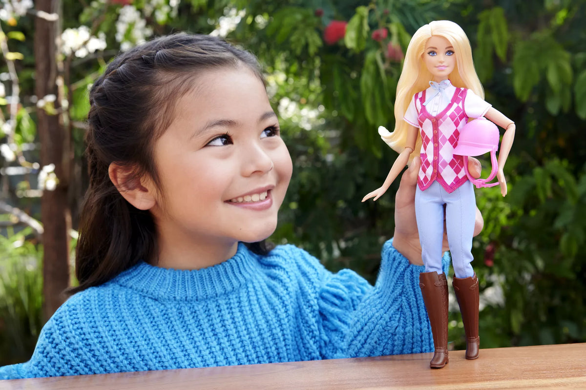 BARBIE MALIBU MYSTERIES lėlė raitelė (HXJ38)