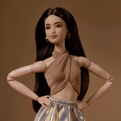 BARBIE BASICS No6 lėlė (JJX25)
