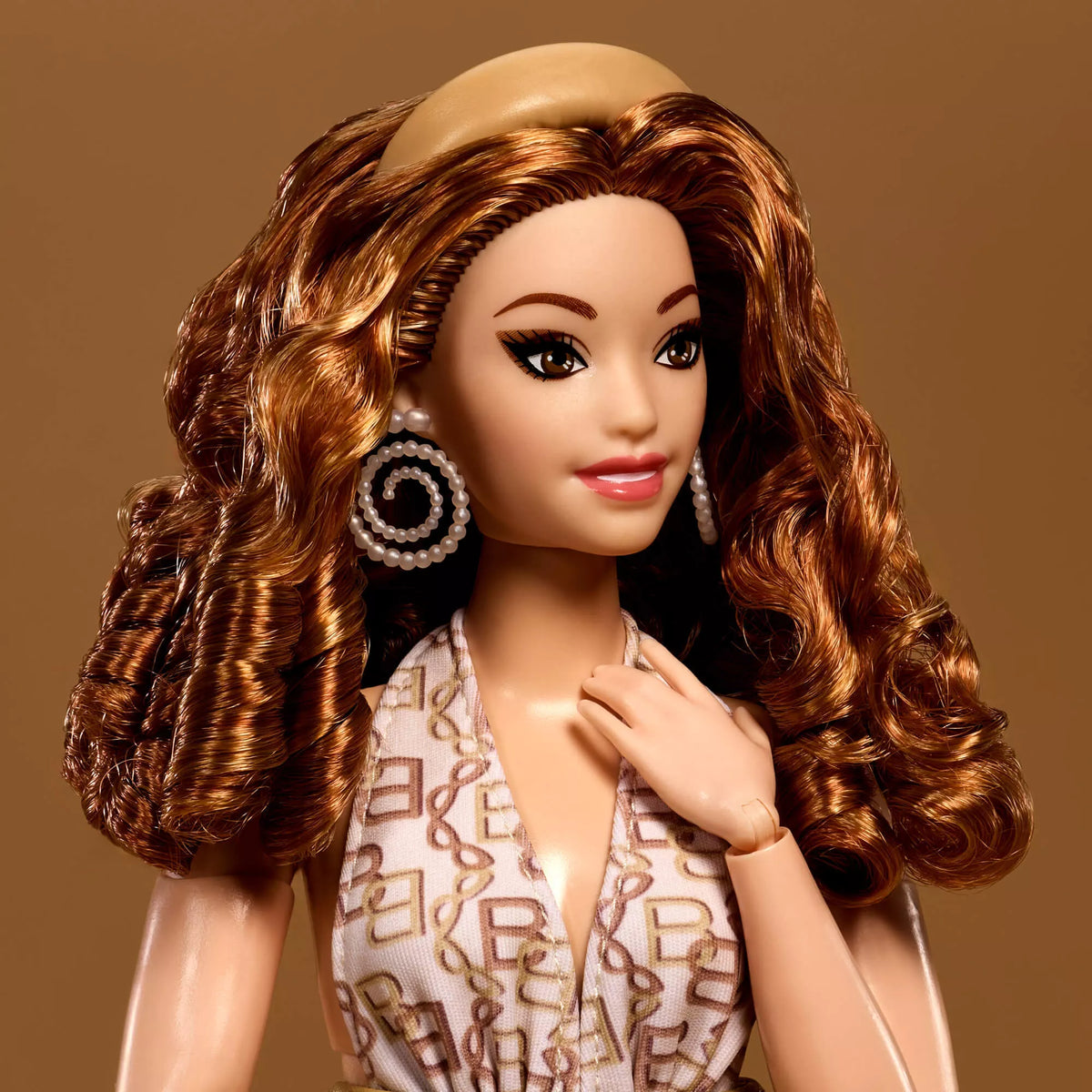 BARBIE YOU CREATE BASICS lėlė šviesiais plaukais (JJX37)