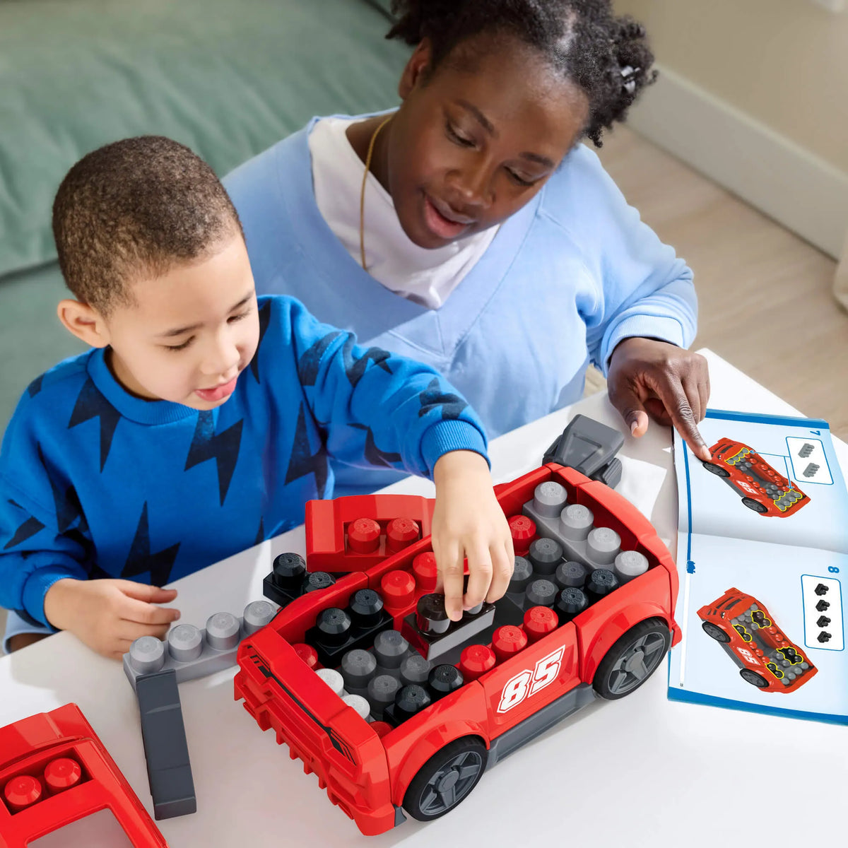 MEGA BLOKS BUILD AND GO 3 in 1 lenktyninio automobilio konstruktorius (JKG35)